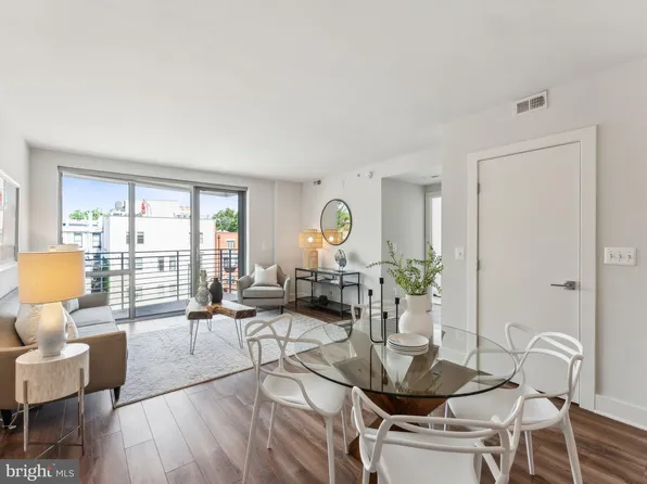 1311 13th St NW Unit 406, Washington, DC 20005