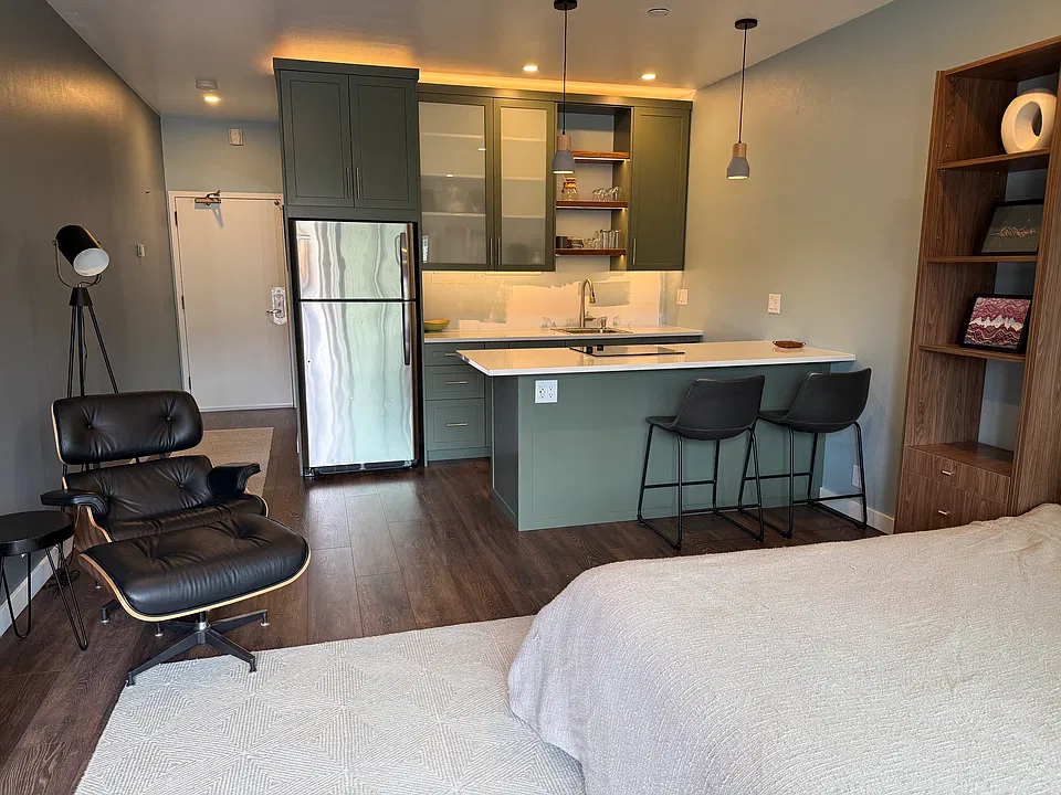 2255 Sidewinder Dr #608