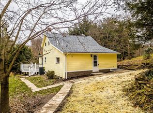 14 Henry Rd, Tarentum, PA 15084