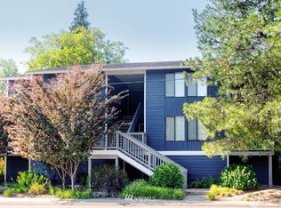 38874 SE Newton St UNIT 1, Snoqualmie, WA 98065