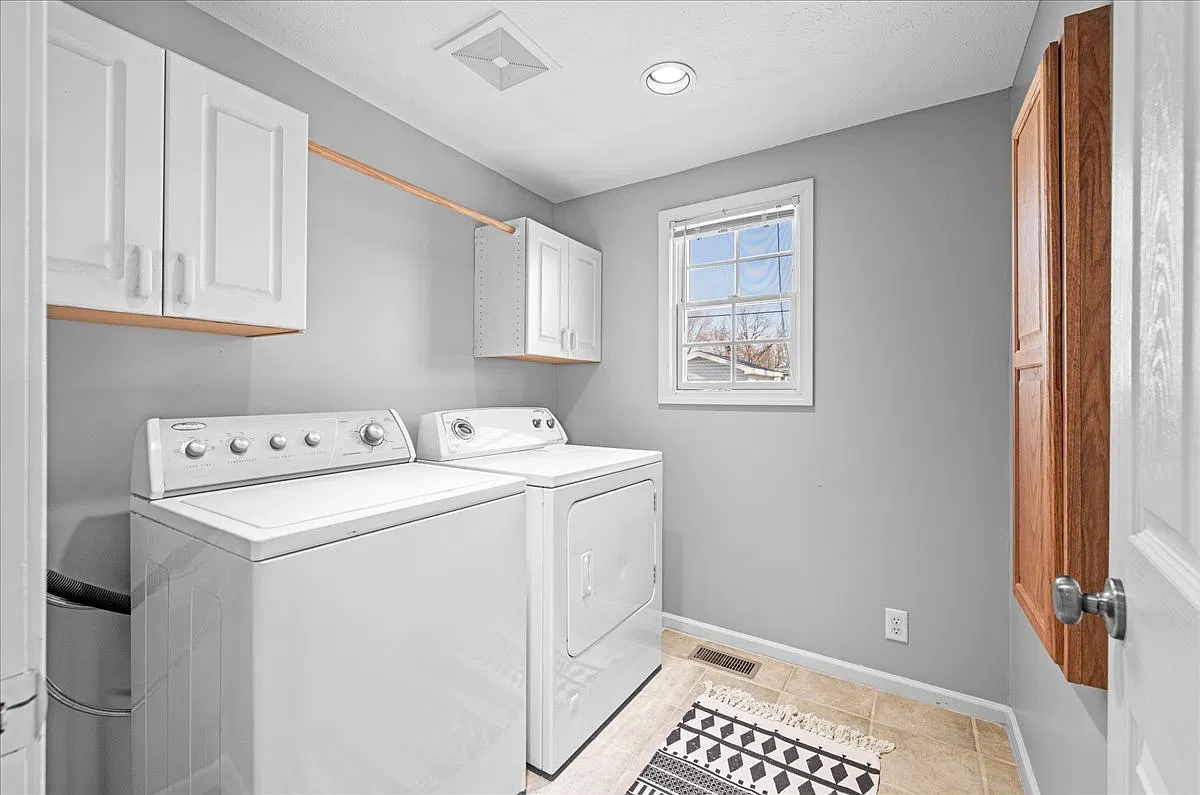 3 bed, 1580 sqft, $2,400 — Photo 4