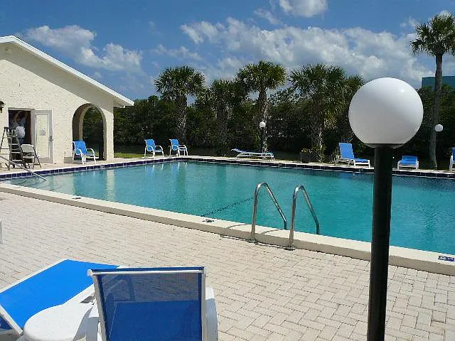 1860 Robalo Dr #105A — Photo 14