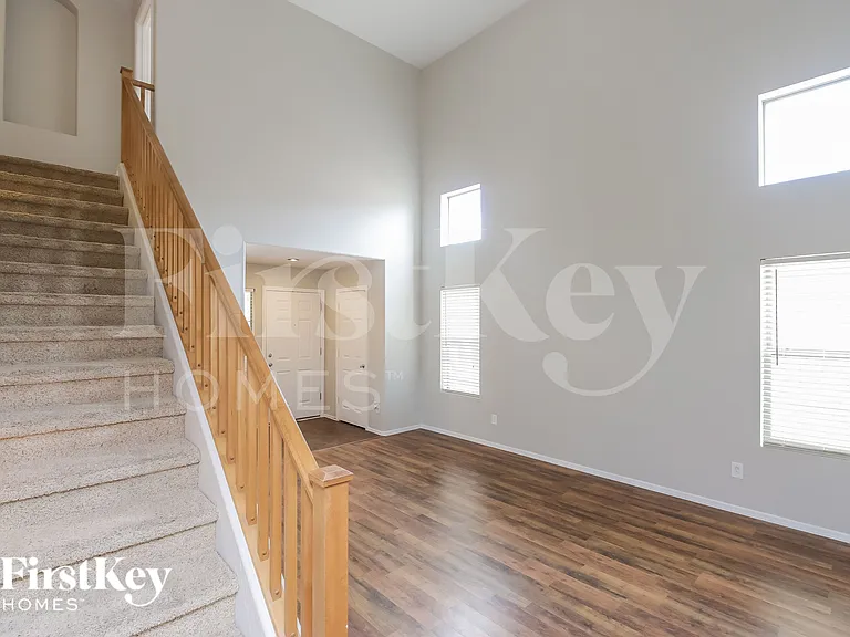2641 W Prospector Way — Photo 2