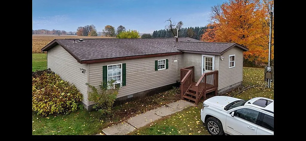 11329 Anderson Rd photo 1
