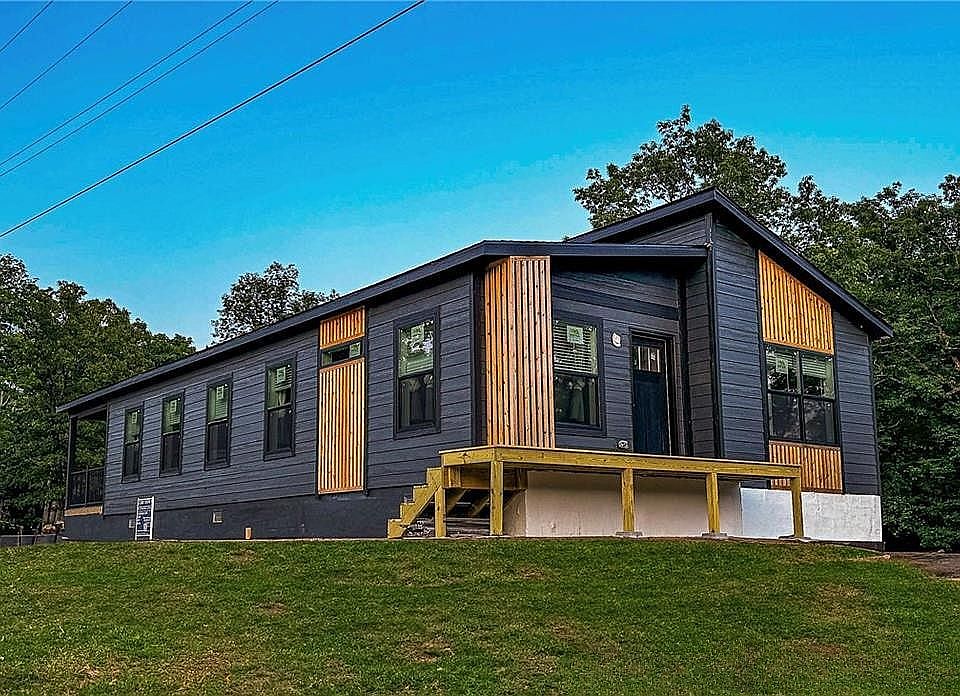 1st image of 100 Mayerling Dr
