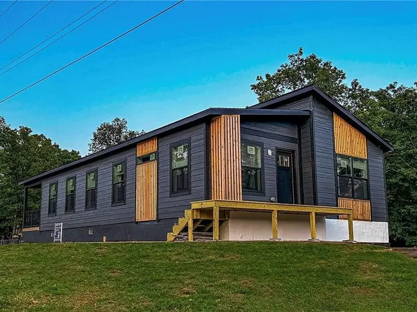 100 Mayerling Dr, Gravois Mills, MO 65037
