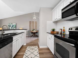 The Retreat at Seven Bridges, Woodridge, IL 60517