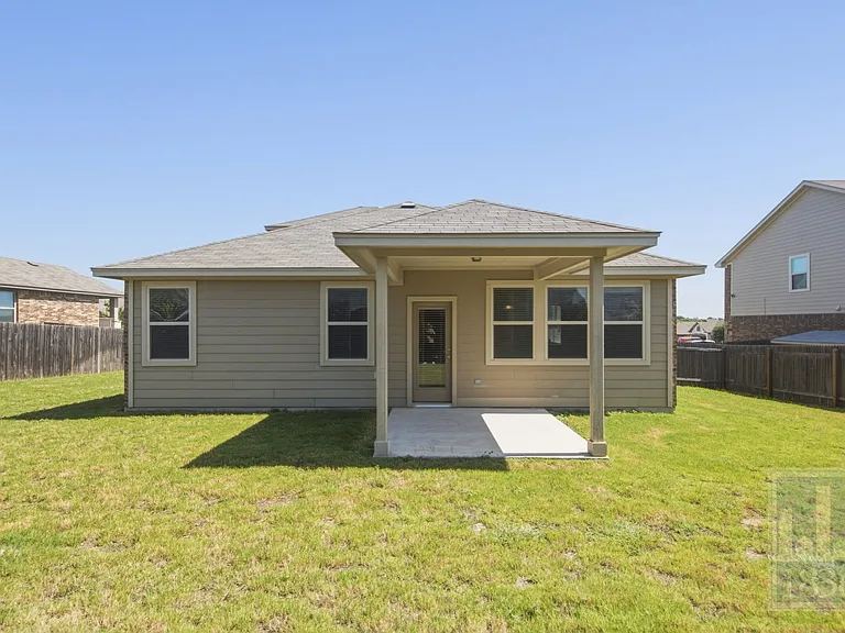 729 Manzano Ln #T3 — Photo 24