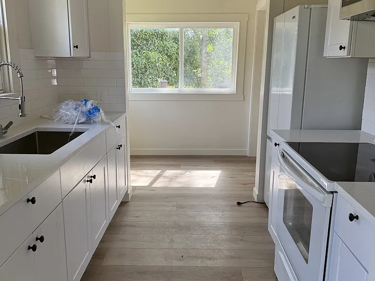 611 N Front St — Photo 6