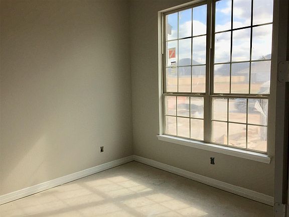 3rd image of 29018 Canyon Pass Dr