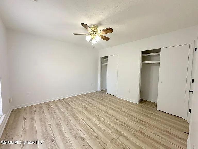 62 Shore Dr — Photo 9