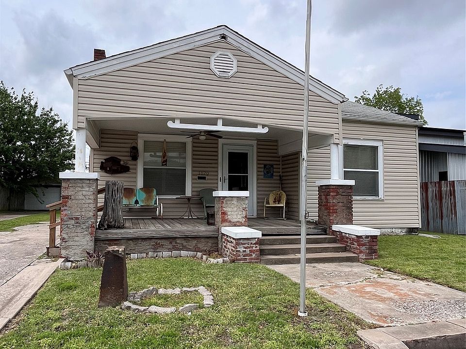1st image of 1020 S Quincy Ave