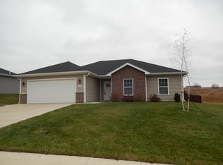 5208 Silver Mill Dr, Columbia, MO 65202