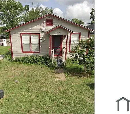 1206 Henderson St — Photo 1