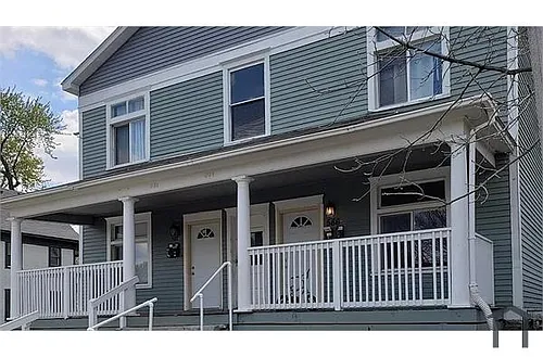 586 Reaney Ave #2 Photo 1