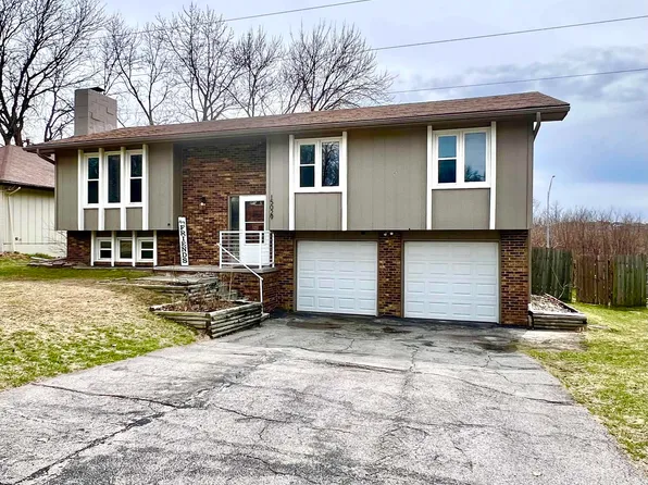 15029 Mason St, Omaha, NE 68154