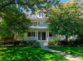 1220 Judson Ave, Evanston, IL 60202