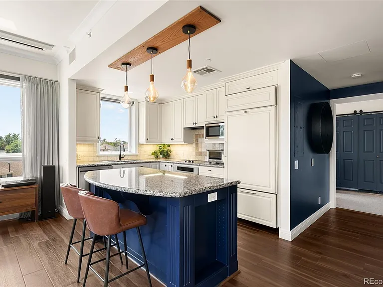400 E 3rd Ave #404 — Photo 8