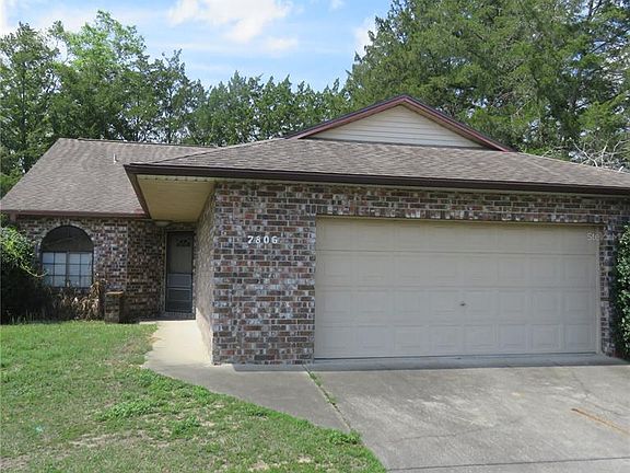 2nd image of 7806 NE 20th Ct