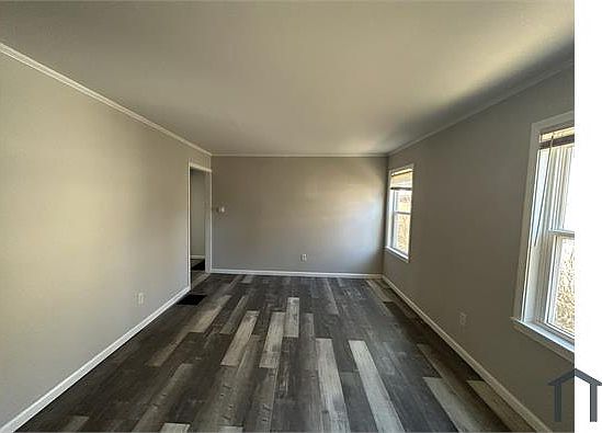 4th image of 1862 Joan Pl