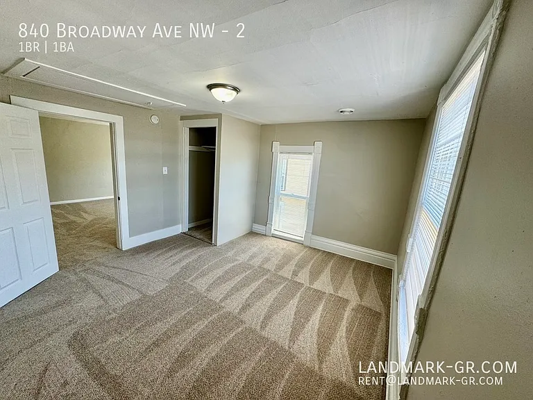 840 Broadway Ave NW #2 — Photo 6