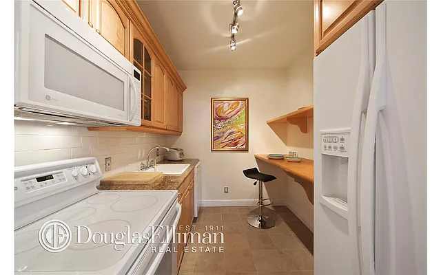 Sold by Douglas Elliman | media 2