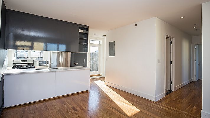 1st image of 387 Franklin Ave APT 603