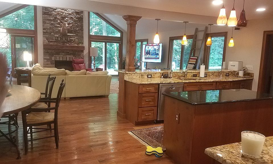 1st image of 34445 Sherwood Dr