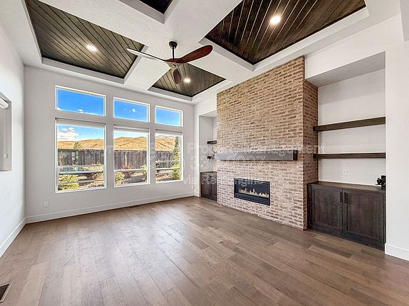 3rd image of 7052 E La Cuesta St