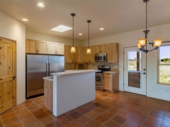 5th image of 4 Antigua Ct