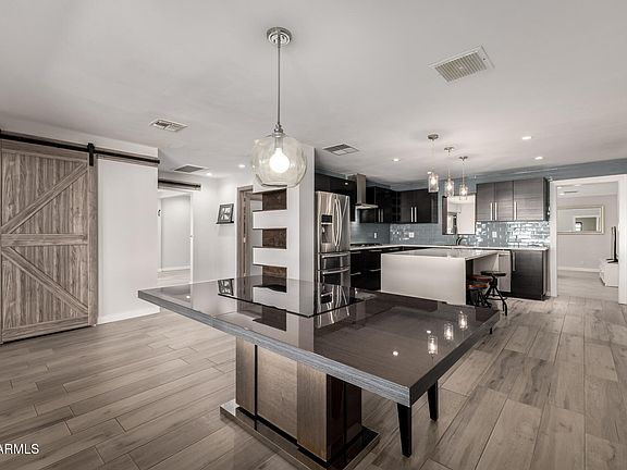 5th image of 2402 N 37TH Street