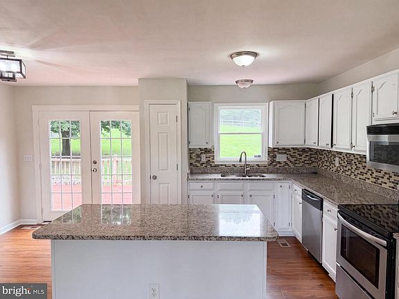 2nd image of 8749 Christopher Ln