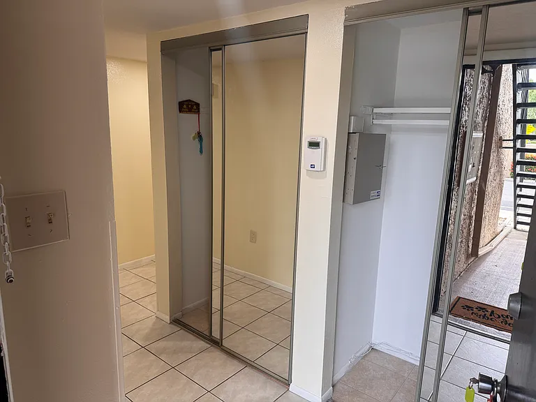 1575 Greenlea Dr #1 — Photo 14