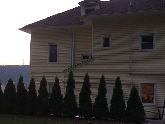 2nd image of 782 Warburton Ave