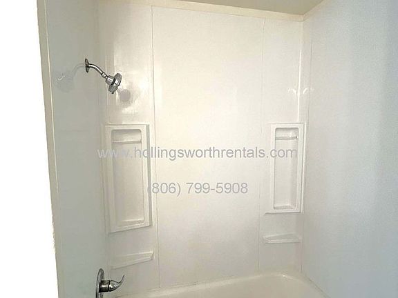 4th image of 4428 33rd St