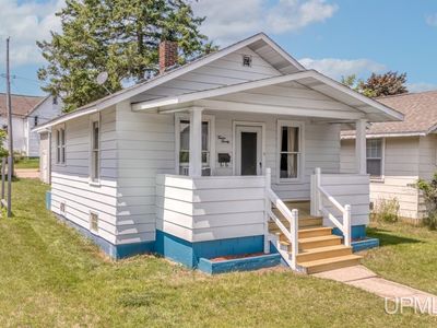 1220 Stockbridge Ave, Iron Mountain, MI, 49801
