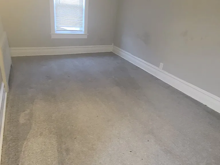 1st bedroom - spacious room