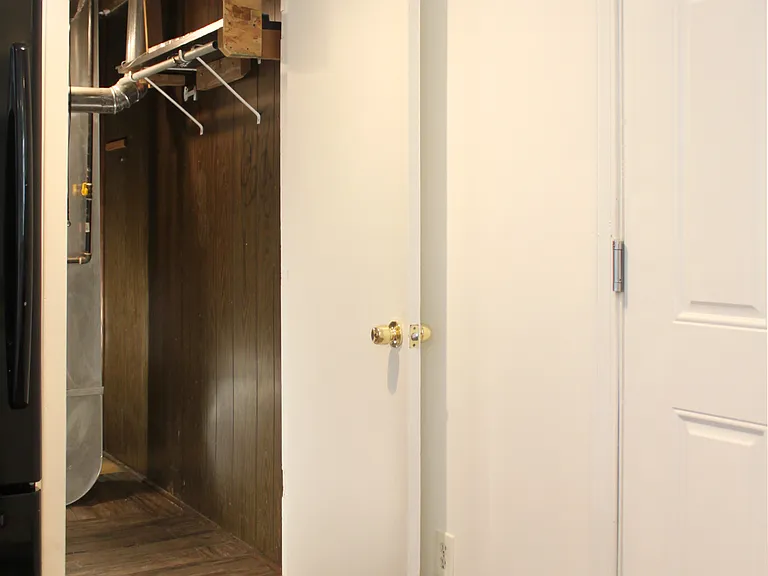 2025 W 35th St #2F — Photo 62