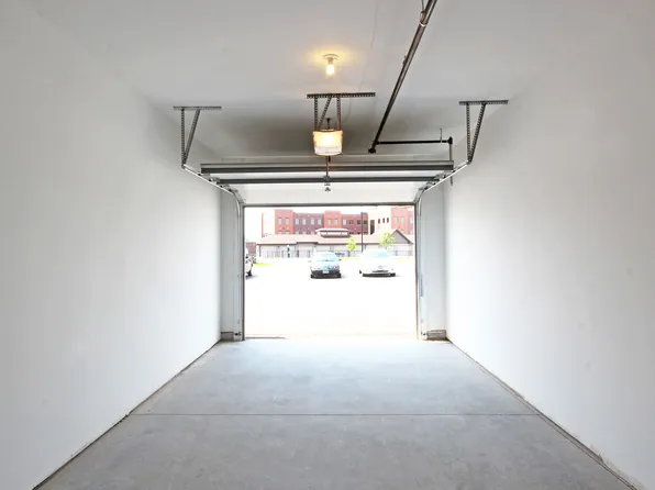 Parkview East, 14450 Rhinestone St N #422, Anoka, MN 55303