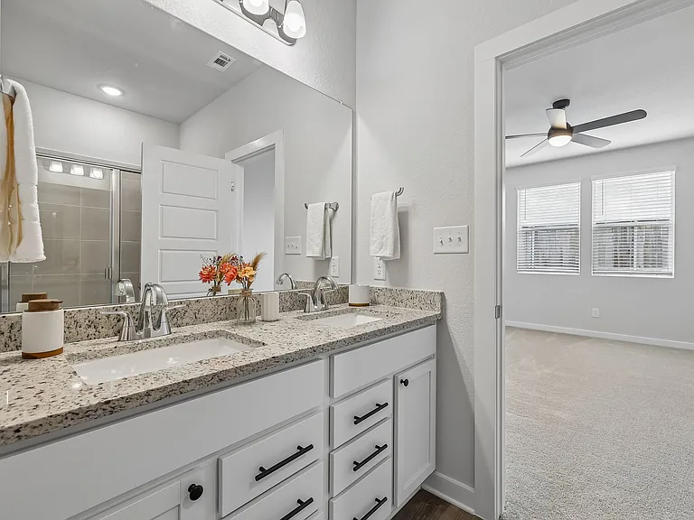 125 Cutleaf Cv — Photo 11