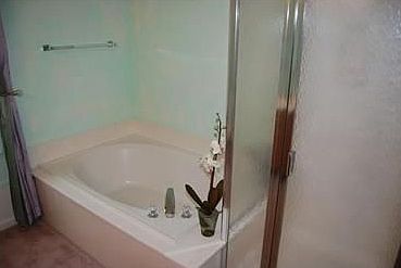 4th image of 322 Green Meadow Dr