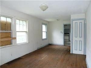 3rd image of 2318 S Englewood Ct