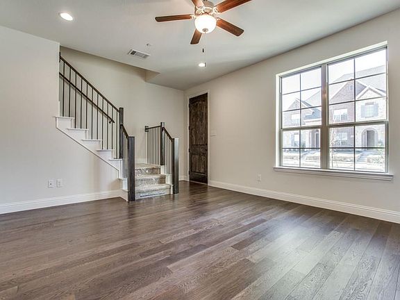 4th image of 6233 Davison Way