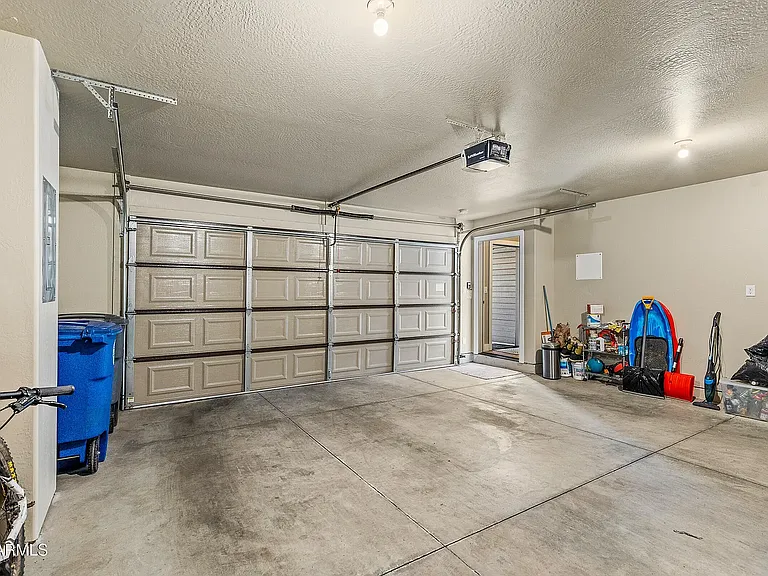 2545 W Cripple Creek Dr — Photo 19