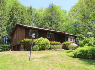 16 Baldwin Hills Rd, Millwood, NY 10546