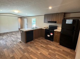 (Undisclosed Address), Elizabeth City, NC 27909