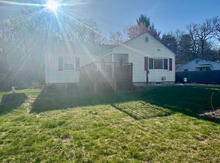 32 Winding Ln, Enfield, CT 06082