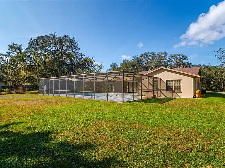 10206 Lakeview Dr — Photo 51