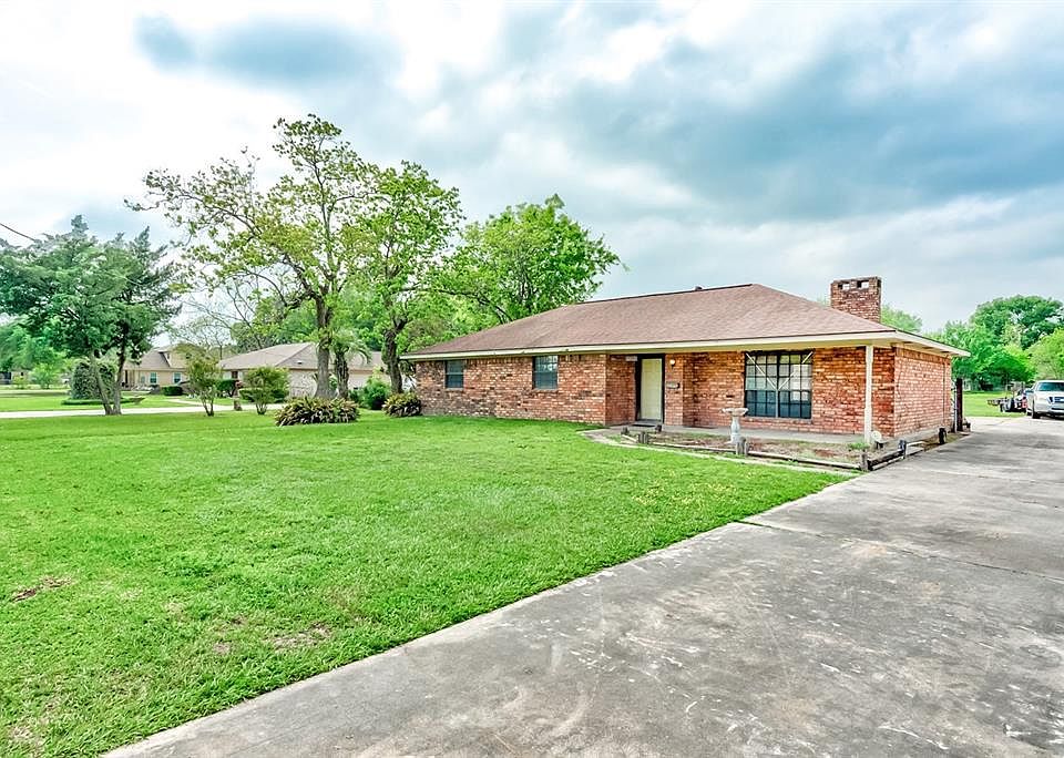 7019 32nd St, Groves, TX 77619 Zillow