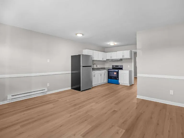827 E Ocean View Ave #4 — Photo 3